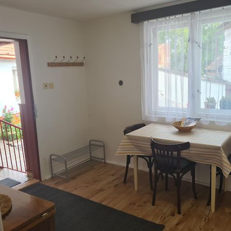 Nakonci Apartman Vacenovice Kültér fotó
